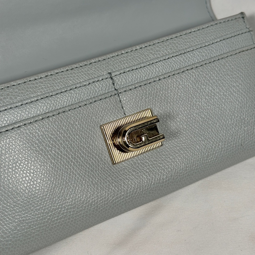Furla leather continental wallet sleek everyday turn lock design light gray - Picture 7 of 13
